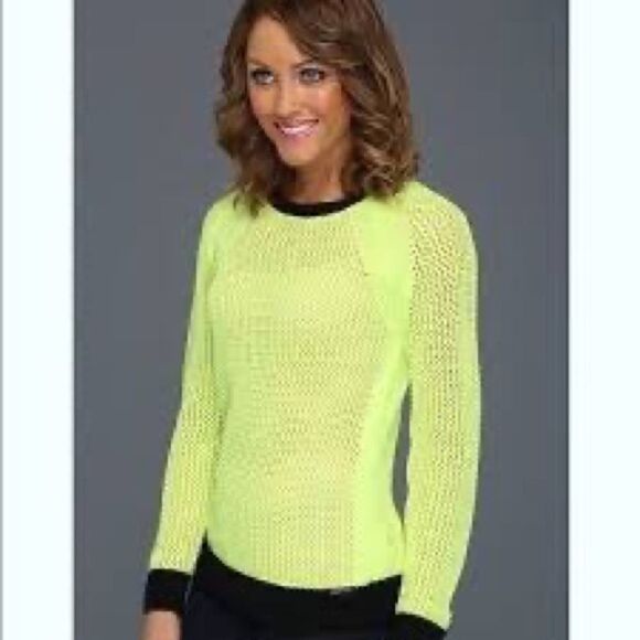⭐️MICHAEL Kors Neon Yellow Sweater with Black Trim⭐️ - Picture 3 of 13